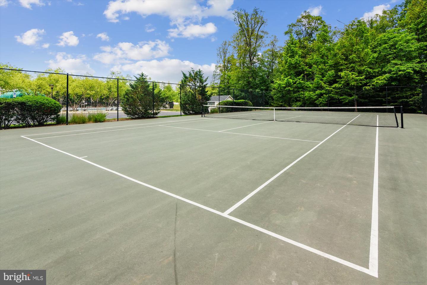 20242 MACGLASHAN TER, ASHBURN, Virginia 20147, 3 Bedrooms Bedrooms, ,2 BathroomsBathrooms,Residential,For sale,20242 MACGLASHAN TER,VALO2095872 MLS # VALO2095872