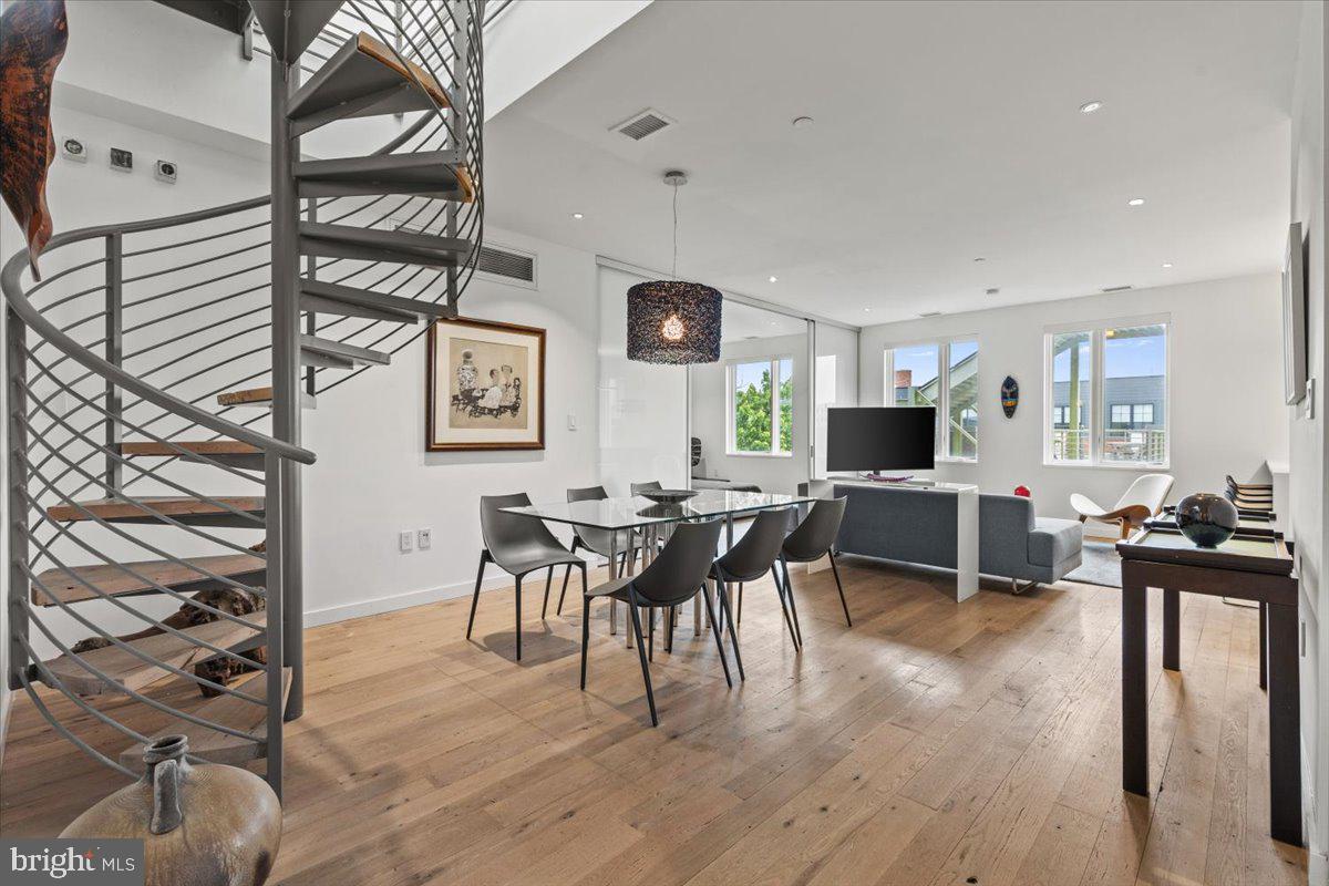 1932 9TH ST NW #R402, WASHINGTON, District Of Columbia 20001, 2 Bedrooms Bedrooms, ,2 BathroomsBathrooms,Residential,For sale,1932 9TH ST NW #R402,DCDC2199732 MLS # DCDC2199732