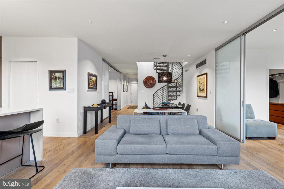 1932 9TH ST NW #R402, WASHINGTON, District Of Columbia 20001, 2 Bedrooms Bedrooms, ,2 BathroomsBathrooms,Residential,For sale,1932 9TH ST NW #R402,DCDC2199732 MLS # DCDC2199732