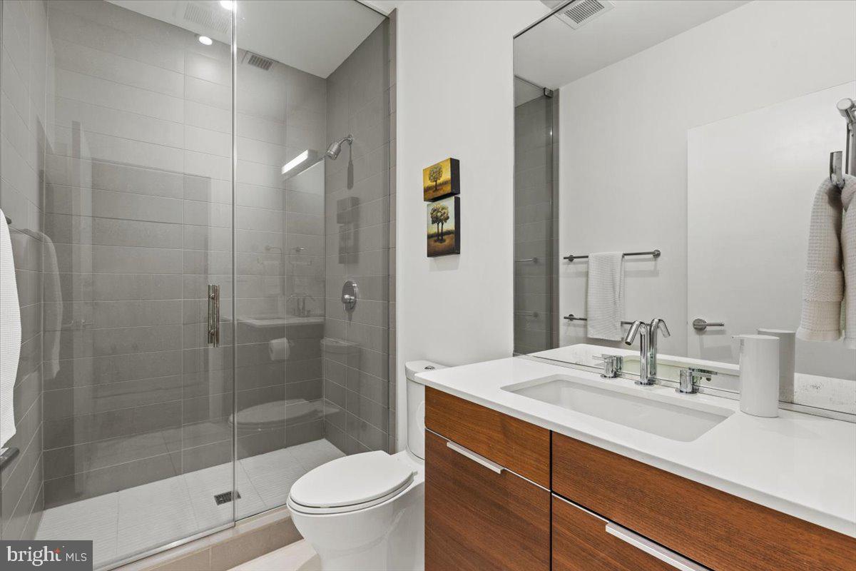 1932 9TH ST NW #R402, WASHINGTON, District Of Columbia 20001, 2 Bedrooms Bedrooms, ,2 BathroomsBathrooms,Residential,For sale,1932 9TH ST NW #R402,DCDC2199732 MLS # DCDC2199732