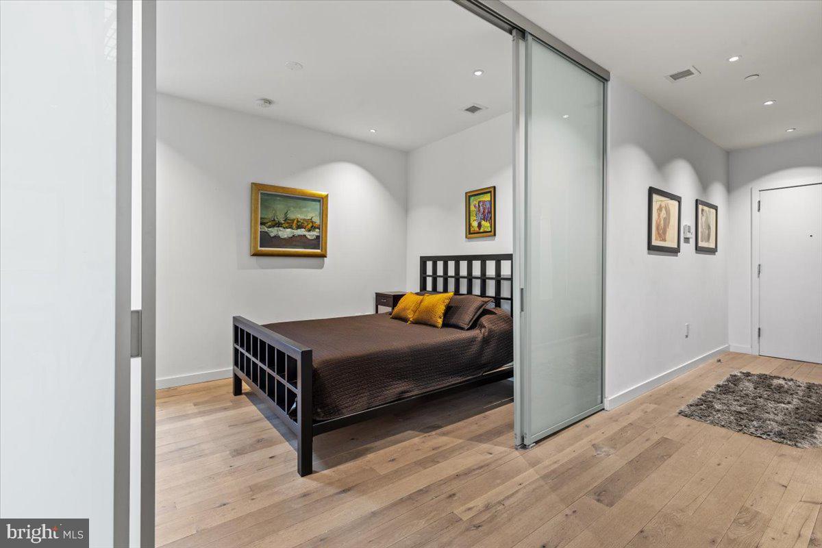 1932 9TH ST NW #R402, WASHINGTON, District Of Columbia 20001, 2 Bedrooms Bedrooms, ,2 BathroomsBathrooms,Residential,For sale,1932 9TH ST NW #R402,DCDC2199732 MLS # DCDC2199732
