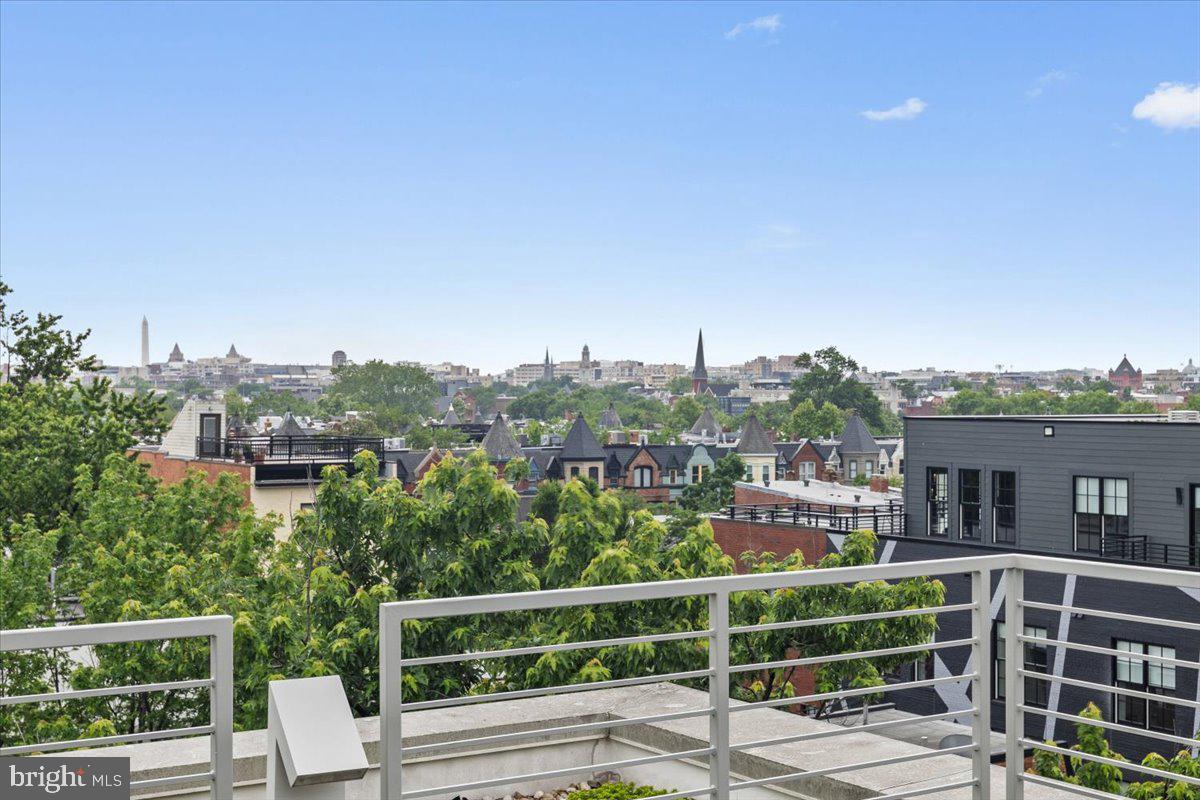 1932 9TH ST NW #R402, WASHINGTON, District Of Columbia 20001, 2 Bedrooms Bedrooms, ,2 BathroomsBathrooms,Residential,For sale,1932 9TH ST NW #R402,DCDC2199732 MLS # DCDC2199732
