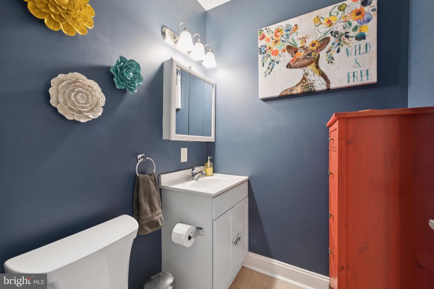 422 19TH ST NE, WASHINGTON, District Of Columbia 20002, 3 Bedrooms Bedrooms, ,2 BathroomsBathrooms,Residential,For sale,422 19TH ST NE,DCDC2199758 MLS # DCDC2199758