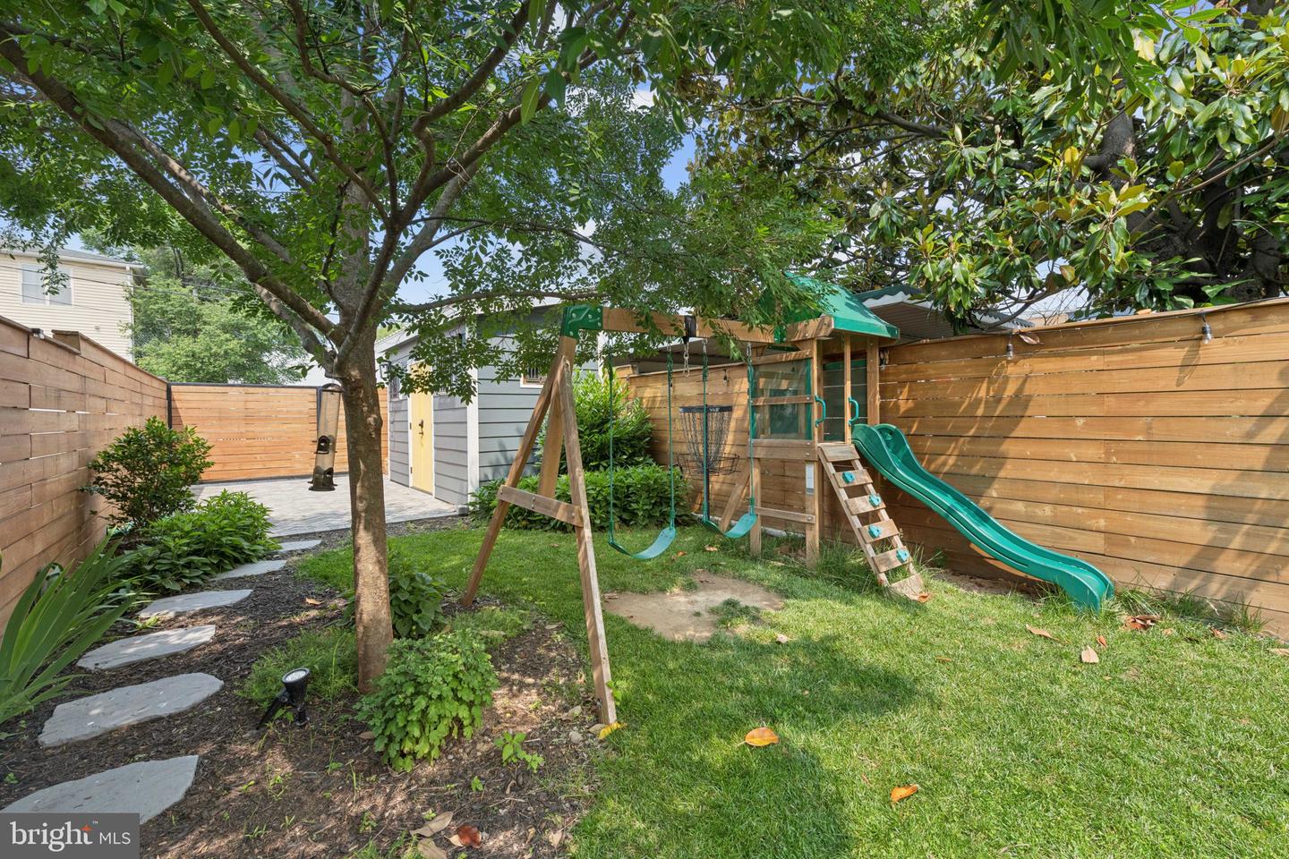 422 19TH ST NE, WASHINGTON, District Of Columbia 20002, 3 Bedrooms Bedrooms, ,2 BathroomsBathrooms,Residential,For sale,422 19TH ST NE,DCDC2199758 MLS # DCDC2199758