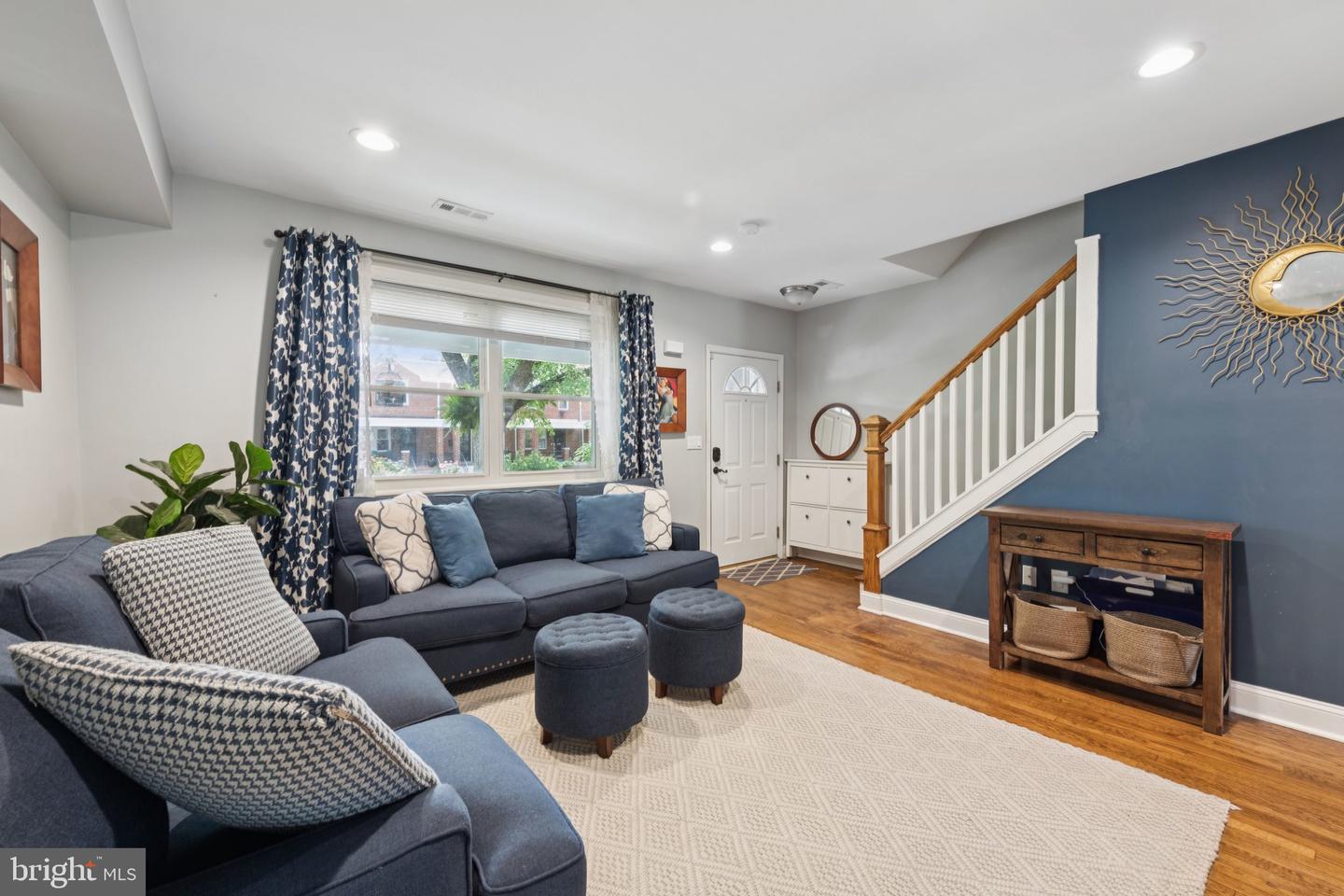 422 19TH ST NE, WASHINGTON, District Of Columbia 20002, 3 Bedrooms Bedrooms, ,2 BathroomsBathrooms,Residential,For sale,422 19TH ST NE,DCDC2199758 MLS # DCDC2199758