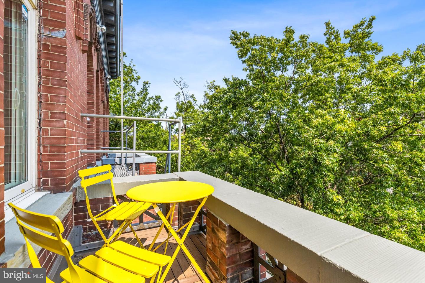 115 NEW YORK AVE NW #9, WASHINGTON, District Of Columbia 20001, 2 Bedrooms Bedrooms, ,2 BathroomsBathrooms,Residential,For sale,115 NEW YORK AVE NW #9,DCDC2199814 MLS # DCDC2199814