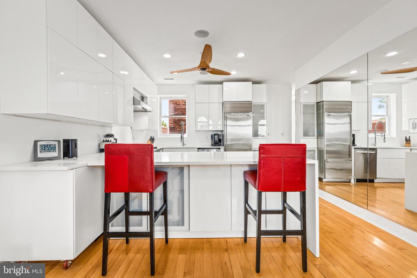 115 NEW YORK AVE NW #9, WASHINGTON, District Of Columbia 20001, 2 Bedrooms Bedrooms, ,2 BathroomsBathrooms,Residential,For sale,115 NEW YORK AVE NW #9,DCDC2199814 MLS # DCDC2199814