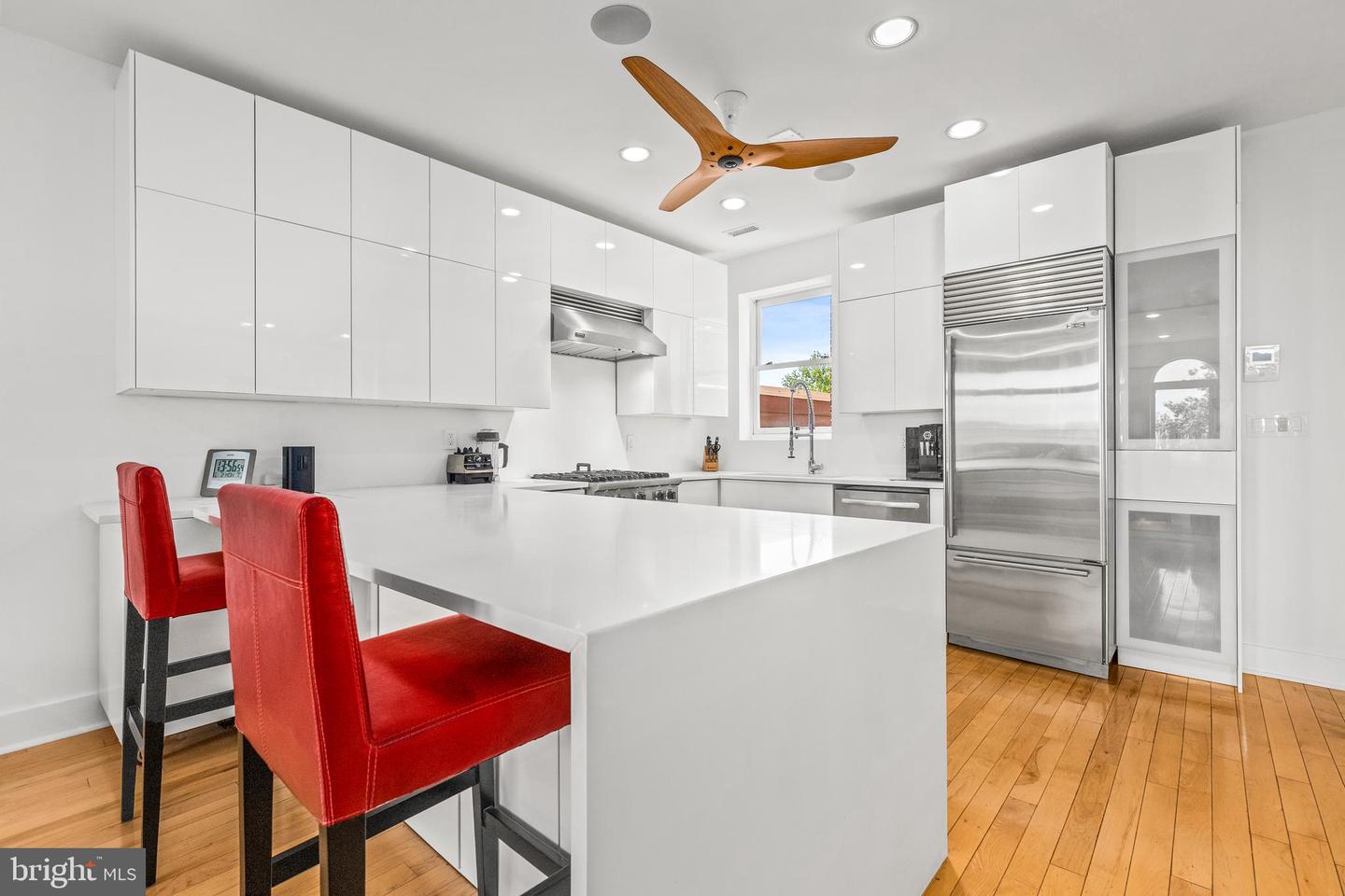 115 NEW YORK AVE NW #9, WASHINGTON, District Of Columbia 20001, 2 Bedrooms Bedrooms, ,2 BathroomsBathrooms,Residential,For sale,115 NEW YORK AVE NW #9,DCDC2199814 MLS # DCDC2199814