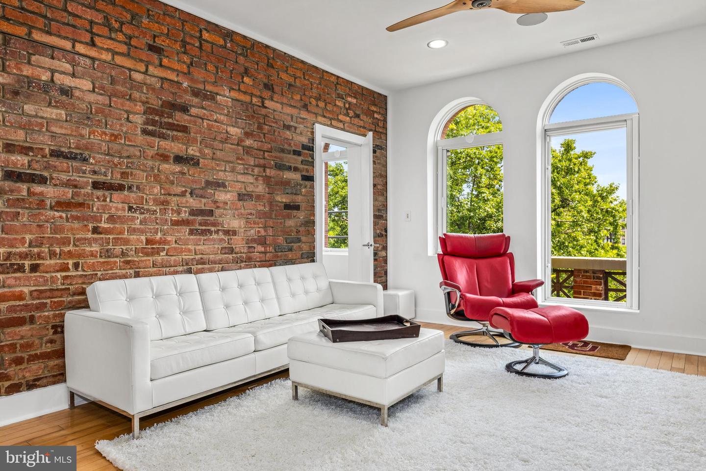 115 NEW YORK AVE NW #9, WASHINGTON, District Of Columbia 20001, 2 Bedrooms Bedrooms, ,2 BathroomsBathrooms,Residential,For sale,115 NEW YORK AVE NW #9,DCDC2199814 MLS # DCDC2199814