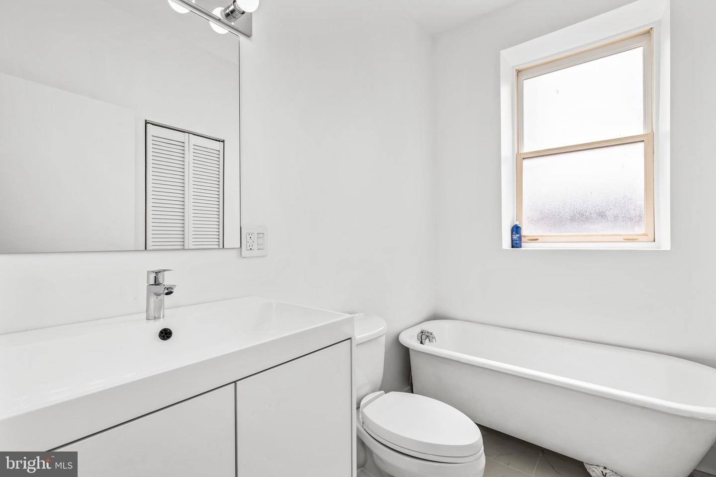 115 NEW YORK AVE NW #9, WASHINGTON, District Of Columbia 20001, 2 Bedrooms Bedrooms, ,2 BathroomsBathrooms,Residential,For sale,115 NEW YORK AVE NW #9,DCDC2199814 MLS # DCDC2199814