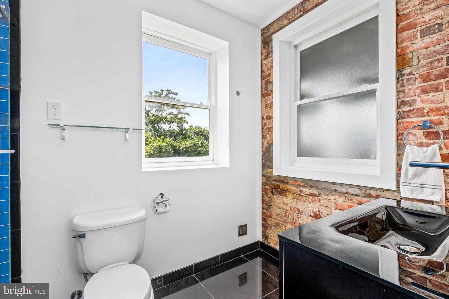 115 NEW YORK AVE NW #9, WASHINGTON, District Of Columbia 20001, 2 Bedrooms Bedrooms, ,2 BathroomsBathrooms,Residential,For sale,115 NEW YORK AVE NW #9,DCDC2199814 MLS # DCDC2199814
