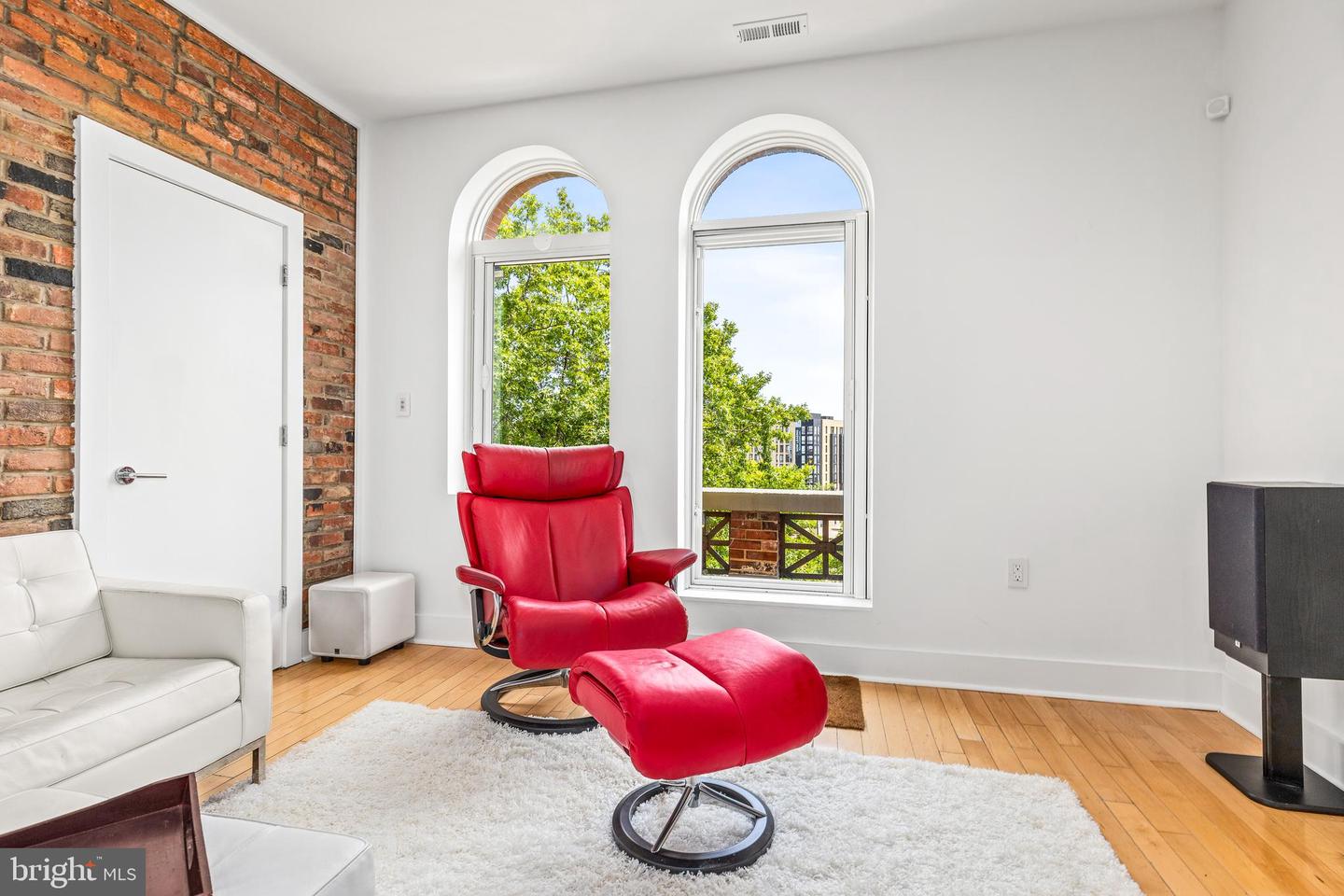 115 NEW YORK AVE NW #9, WASHINGTON, District Of Columbia 20001, 2 Bedrooms Bedrooms, ,2 BathroomsBathrooms,Residential,For sale,115 NEW YORK AVE NW #9,DCDC2199814 MLS # DCDC2199814