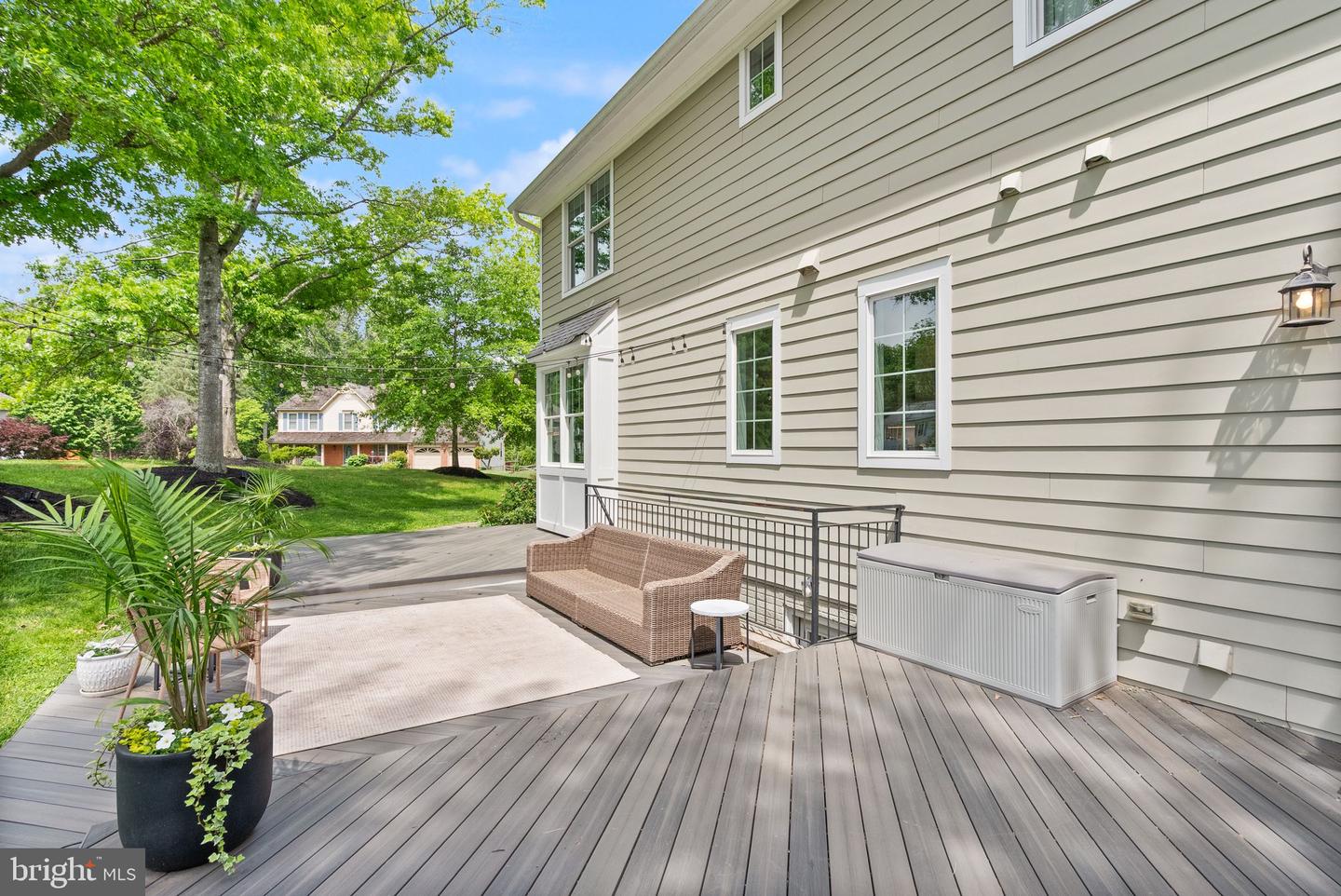 12107 FAIRFAX HUNT RD, FAIRFAX, Virginia 22030, 6 Bedrooms Bedrooms, ,5 BathroomsBathrooms,Residential,For sale,12107 FAIRFAX HUNT RD,VAFX2239782 MLS # VAFX2239782