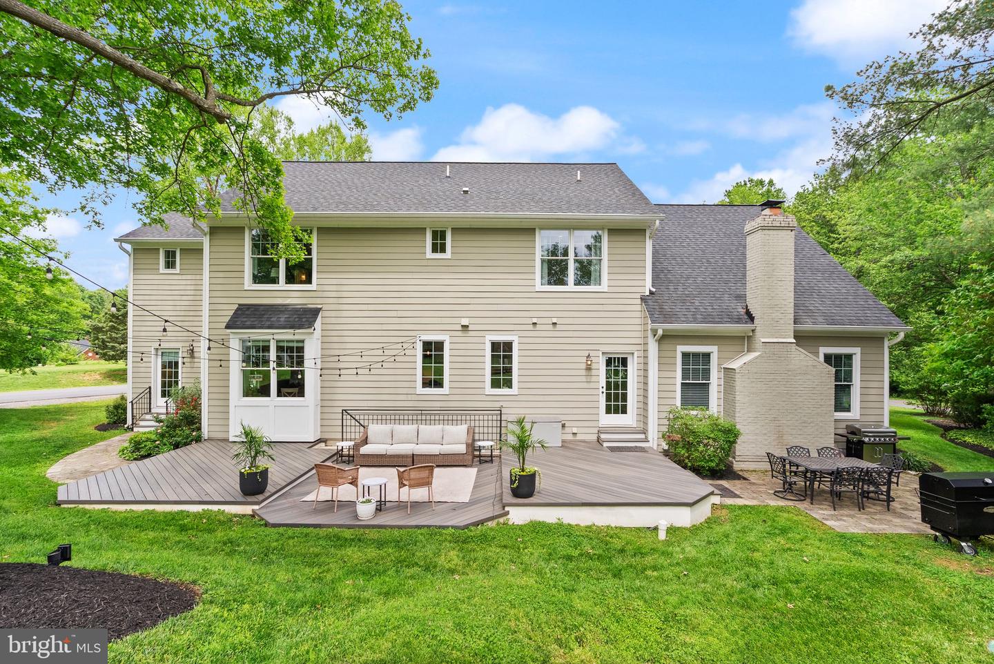 12107 FAIRFAX HUNT RD, FAIRFAX, Virginia 22030, 6 Bedrooms Bedrooms, ,5 BathroomsBathrooms,Residential,For sale,12107 FAIRFAX HUNT RD,VAFX2239782 MLS # VAFX2239782