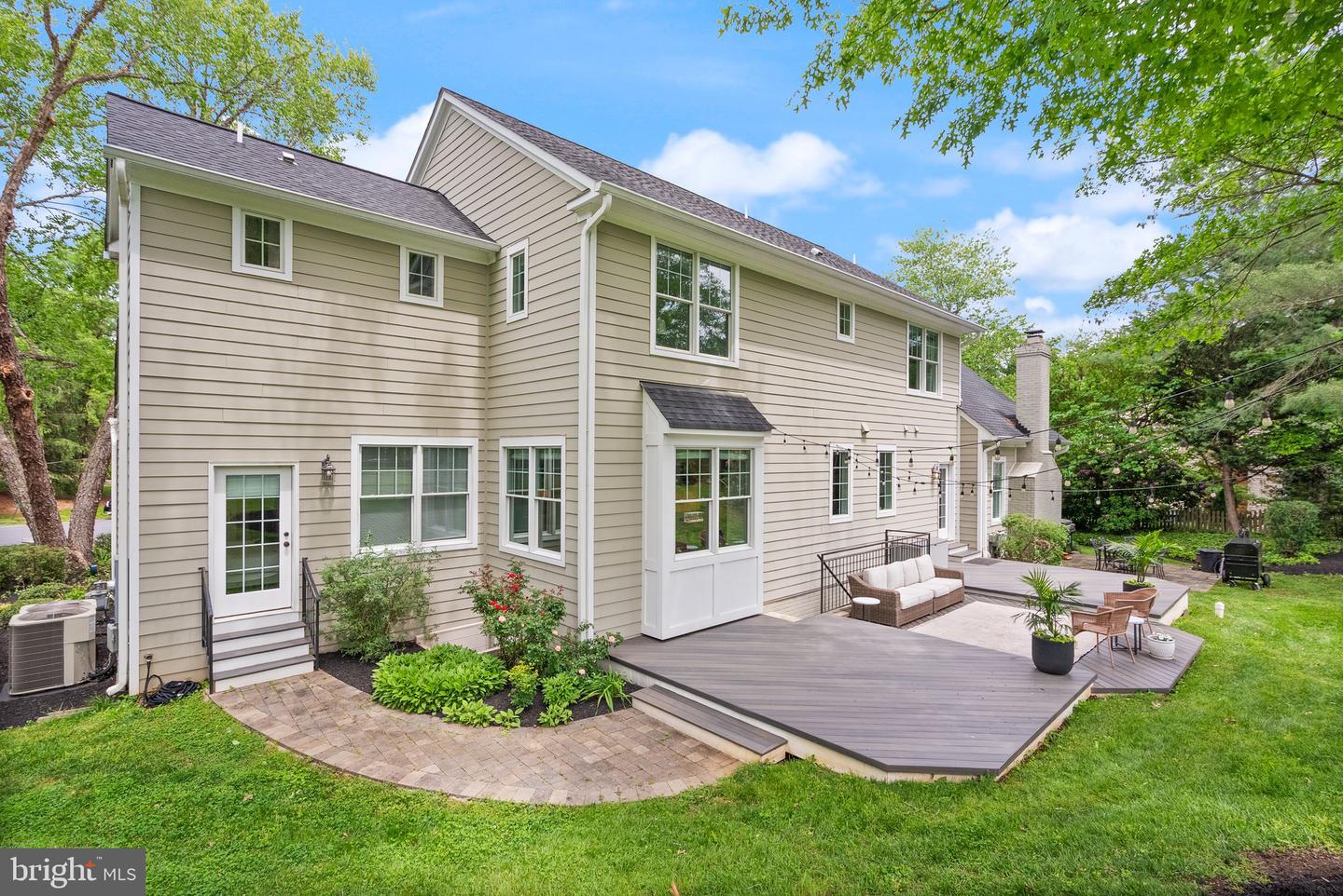 12107 FAIRFAX HUNT RD, FAIRFAX, Virginia 22030, 6 Bedrooms Bedrooms, ,5 BathroomsBathrooms,Residential,For sale,12107 FAIRFAX HUNT RD,VAFX2239782 MLS # VAFX2239782
