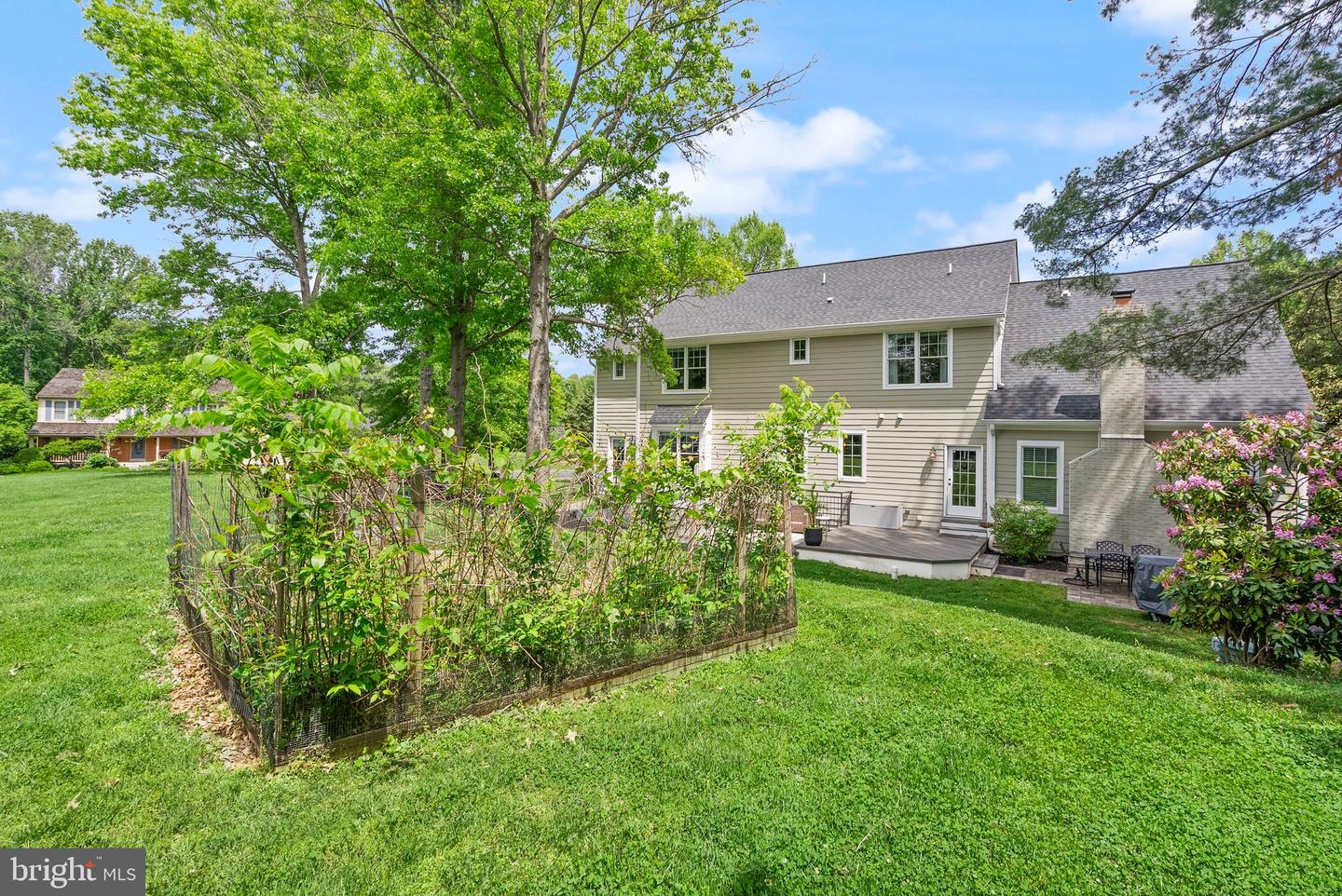 12107 FAIRFAX HUNT RD, FAIRFAX, Virginia 22030, 6 Bedrooms Bedrooms, ,5 BathroomsBathrooms,Residential,For sale,12107 FAIRFAX HUNT RD,VAFX2239782 MLS # VAFX2239782