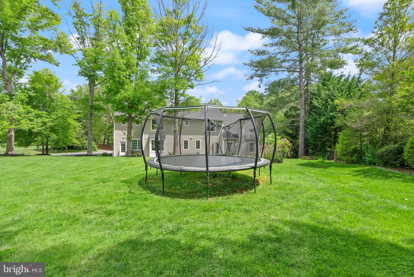 12107 FAIRFAX HUNT RD, FAIRFAX, Virginia 22030, 6 Bedrooms Bedrooms, ,5 BathroomsBathrooms,Residential,For sale,12107 FAIRFAX HUNT RD,VAFX2239782 MLS # VAFX2239782