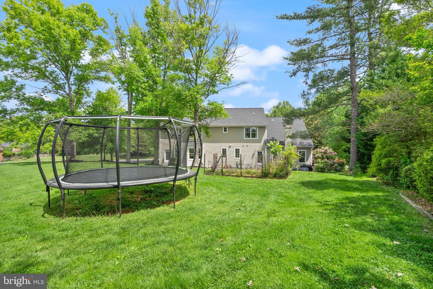 12107 FAIRFAX HUNT RD, FAIRFAX, Virginia 22030, 6 Bedrooms Bedrooms, ,5 BathroomsBathrooms,Residential,For sale,12107 FAIRFAX HUNT RD,VAFX2239782 MLS # VAFX2239782