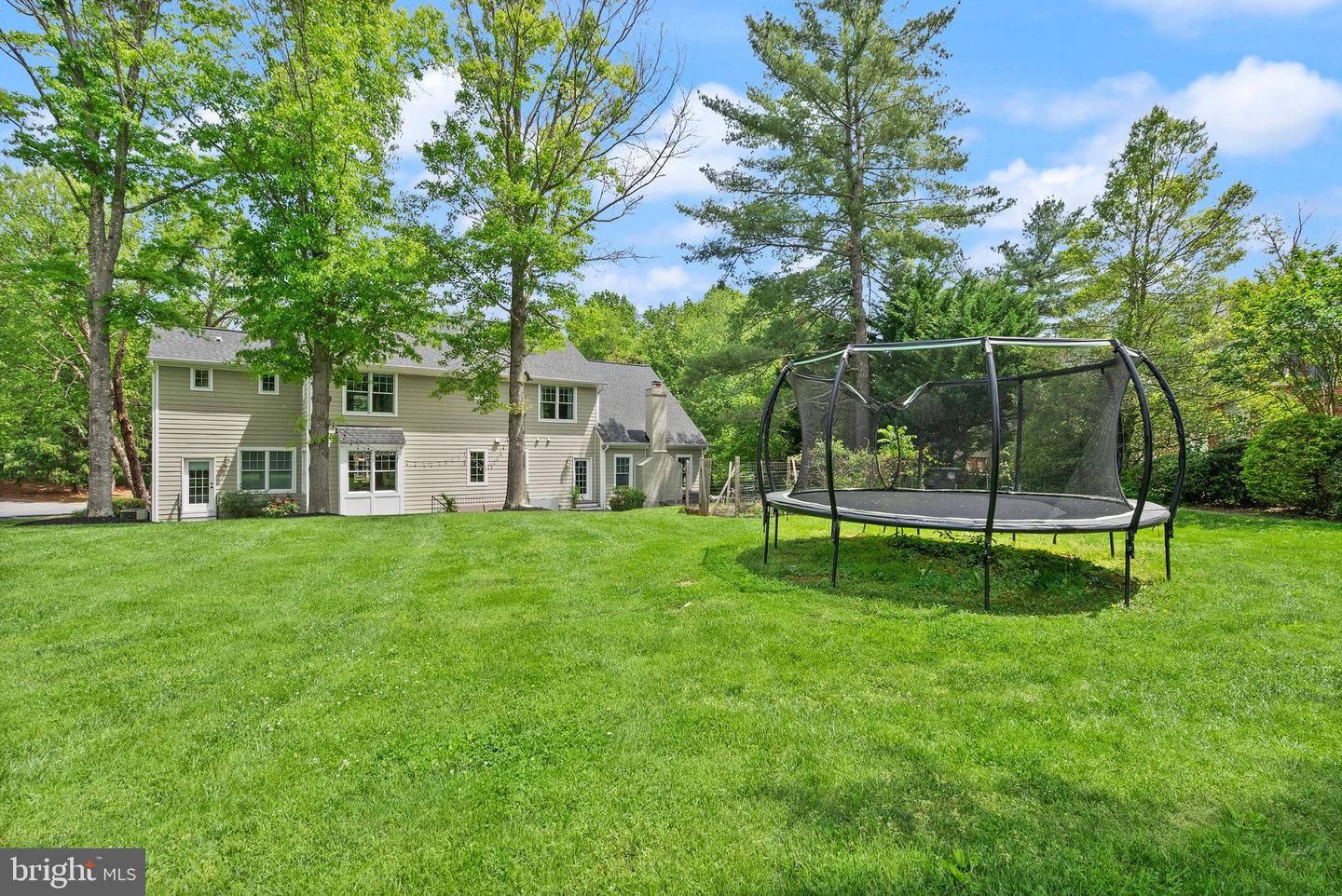 12107 FAIRFAX HUNT RD, FAIRFAX, Virginia 22030, 6 Bedrooms Bedrooms, ,5 BathroomsBathrooms,Residential,For sale,12107 FAIRFAX HUNT RD,VAFX2239782 MLS # VAFX2239782