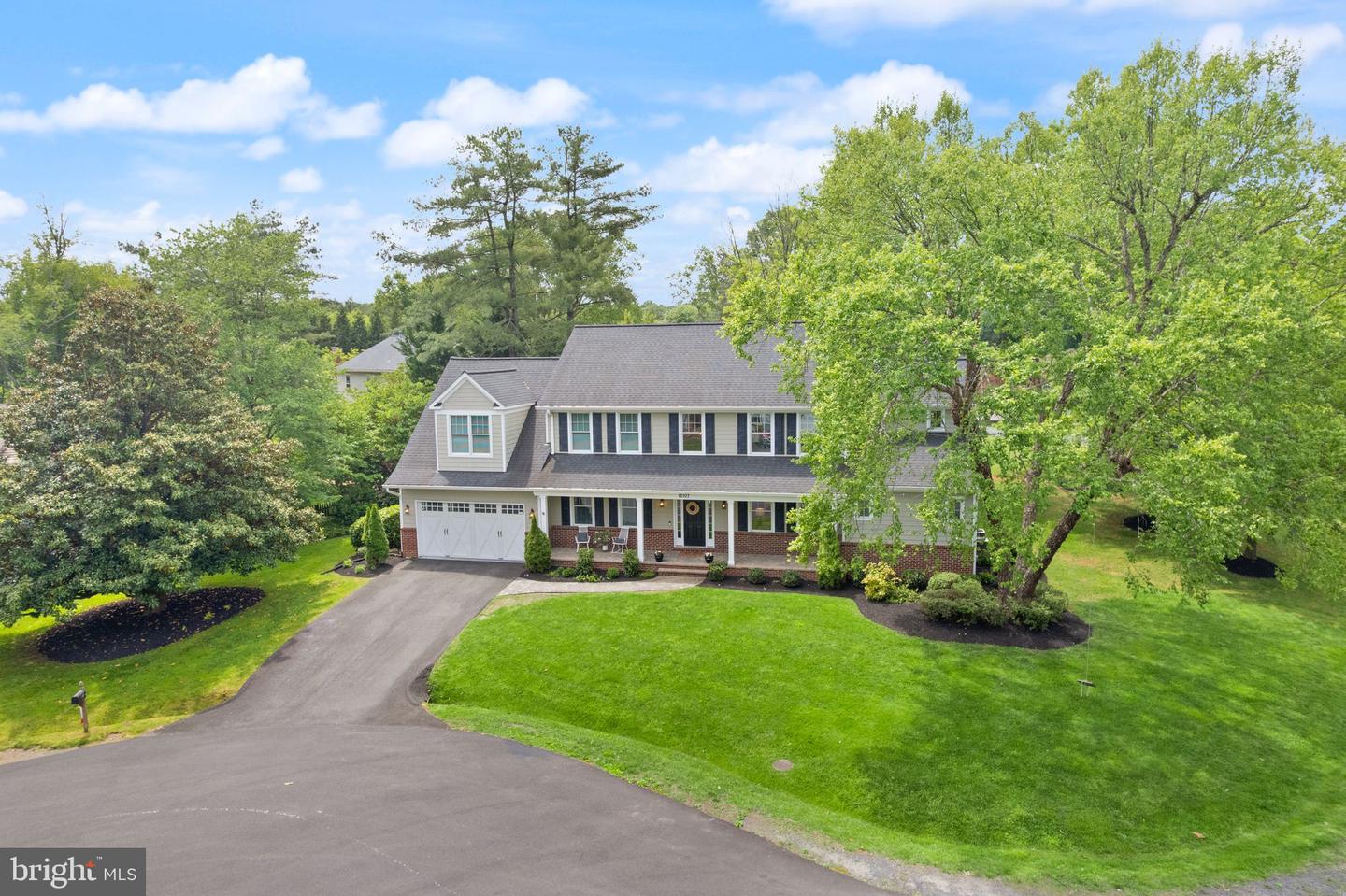 12107 FAIRFAX HUNT RD, FAIRFAX, Virginia 22030, 6 Bedrooms Bedrooms, ,5 BathroomsBathrooms,Residential,For sale,12107 FAIRFAX HUNT RD,VAFX2239782 MLS # VAFX2239782