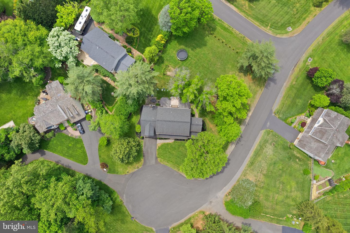 12107 FAIRFAX HUNT RD, FAIRFAX, Virginia 22030, 6 Bedrooms Bedrooms, ,5 BathroomsBathrooms,Residential,For sale,12107 FAIRFAX HUNT RD,VAFX2239782 MLS # VAFX2239782