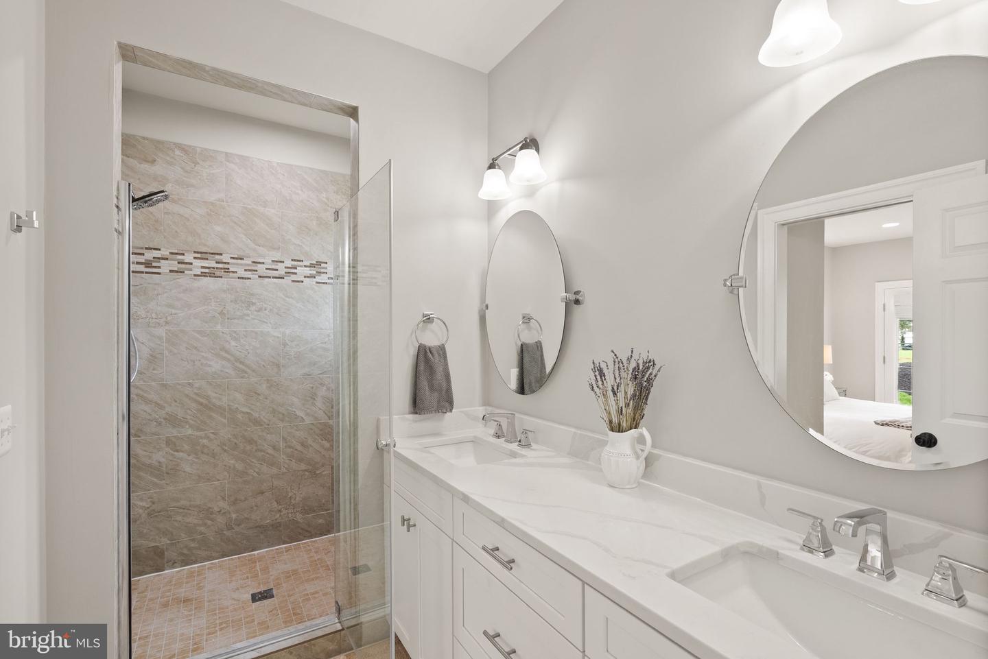 12107 FAIRFAX HUNT RD, FAIRFAX, Virginia 22030, 6 Bedrooms Bedrooms, ,5 BathroomsBathrooms,Residential,For sale,12107 FAIRFAX HUNT RD,VAFX2239782 MLS # VAFX2239782