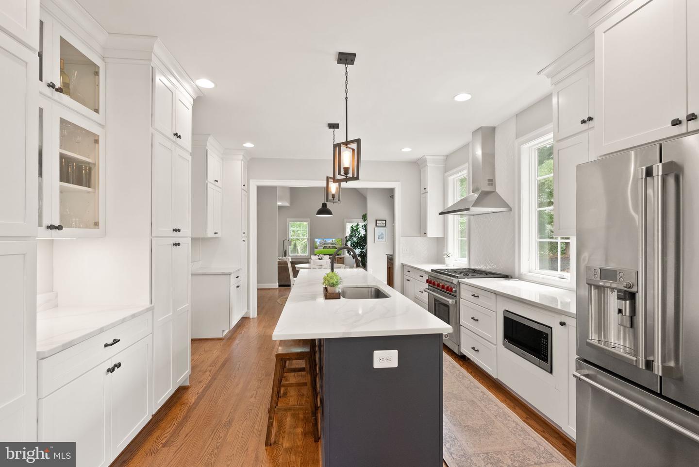12107 FAIRFAX HUNT RD, FAIRFAX, Virginia 22030, 6 Bedrooms Bedrooms, ,5 BathroomsBathrooms,Residential,For sale,12107 FAIRFAX HUNT RD,VAFX2239782 MLS # VAFX2239782