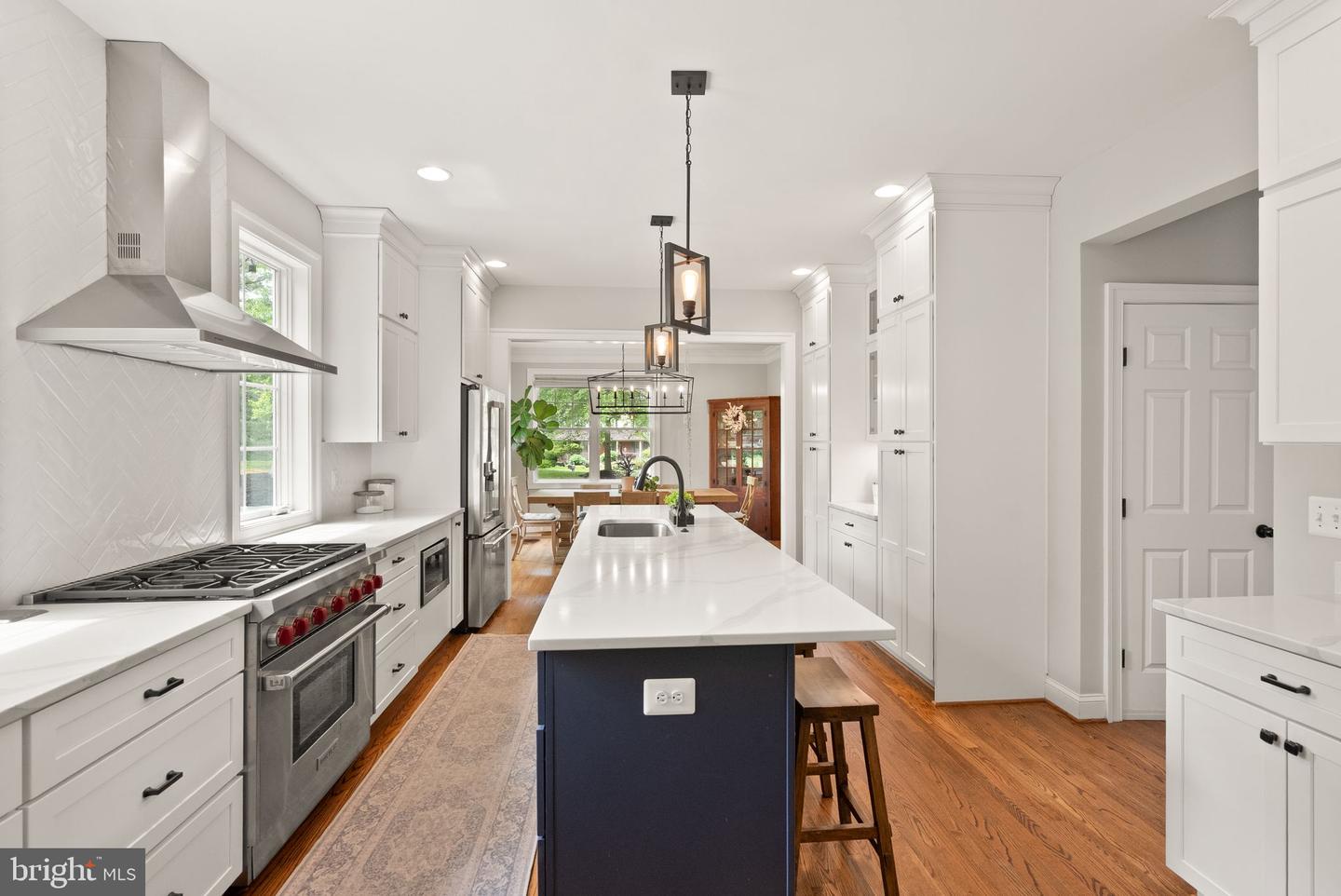 12107 FAIRFAX HUNT RD, FAIRFAX, Virginia 22030, 6 Bedrooms Bedrooms, ,5 BathroomsBathrooms,Residential,For sale,12107 FAIRFAX HUNT RD,VAFX2239782 MLS # VAFX2239782