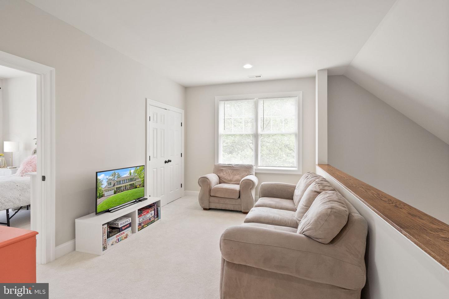 12107 FAIRFAX HUNT RD, FAIRFAX, Virginia 22030, 6 Bedrooms Bedrooms, ,5 BathroomsBathrooms,Residential,For sale,12107 FAIRFAX HUNT RD,VAFX2239782 MLS # VAFX2239782