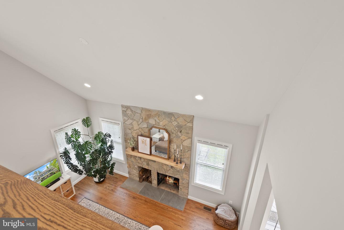 12107 FAIRFAX HUNT RD, FAIRFAX, Virginia 22030, 6 Bedrooms Bedrooms, ,5 BathroomsBathrooms,Residential,For sale,12107 FAIRFAX HUNT RD,VAFX2239782 MLS # VAFX2239782