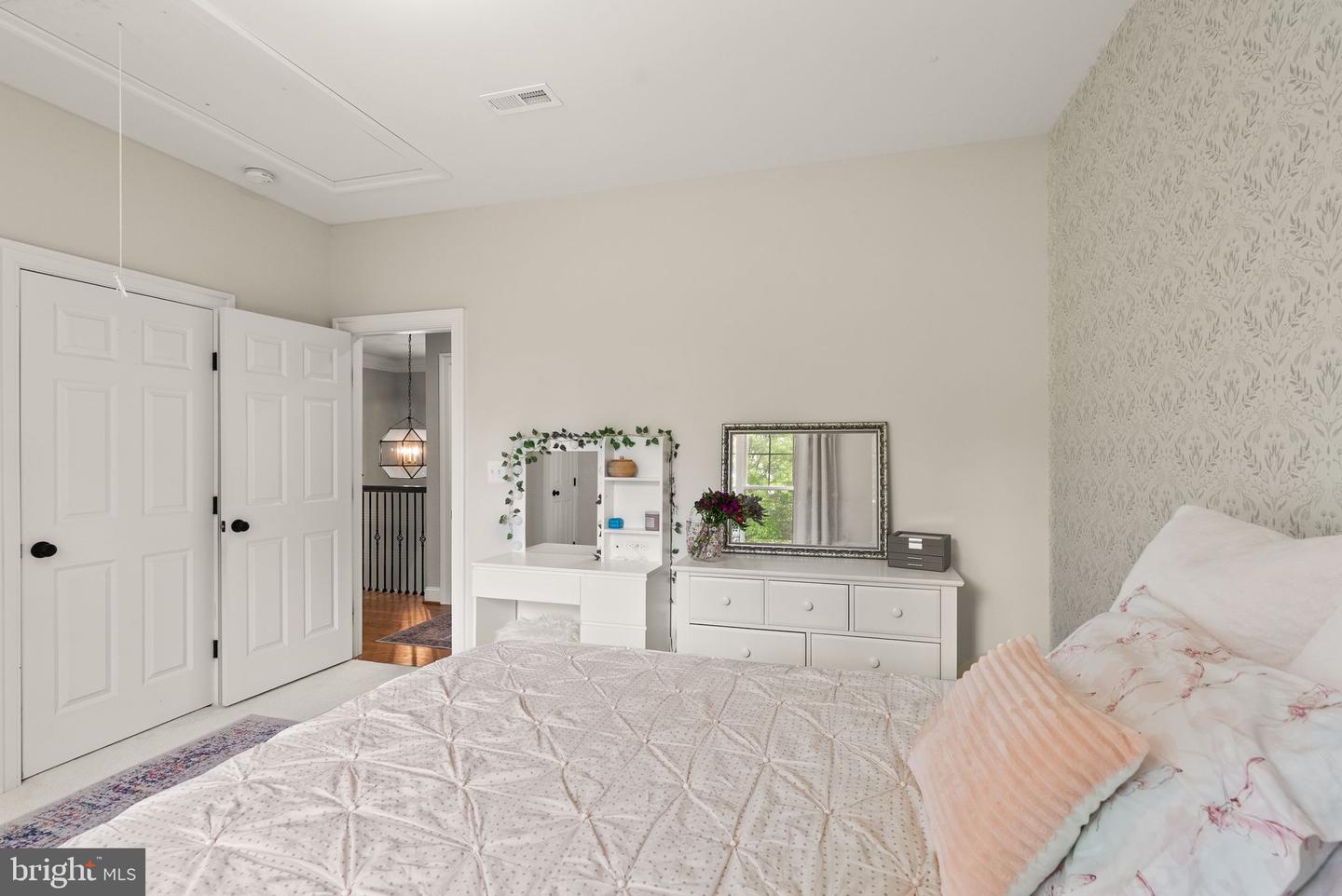 12107 FAIRFAX HUNT RD, FAIRFAX, Virginia 22030, 6 Bedrooms Bedrooms, ,5 BathroomsBathrooms,Residential,For sale,12107 FAIRFAX HUNT RD,VAFX2239782 MLS # VAFX2239782