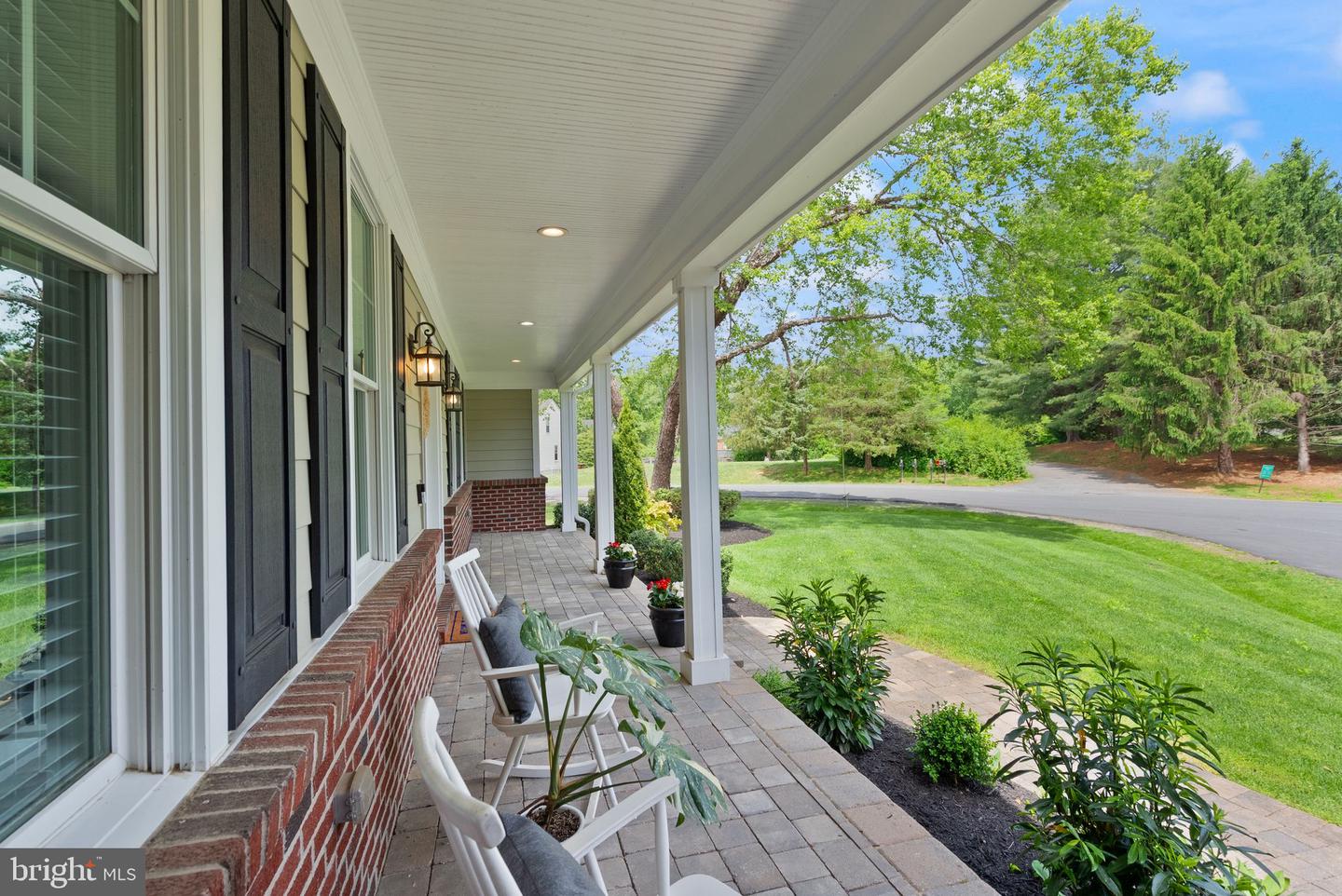 12107 FAIRFAX HUNT RD, FAIRFAX, Virginia 22030, 6 Bedrooms Bedrooms, ,5 BathroomsBathrooms,Residential,For sale,12107 FAIRFAX HUNT RD,VAFX2239782 MLS # VAFX2239782