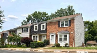5044 HEAD CT, FAIRFAX, Virginia 22032, 3 Bedrooms Bedrooms, ,3 BathroomsBathrooms,Residential,For sale,5044 HEAD CT,VAFX2239910 MLS # VAFX2239910