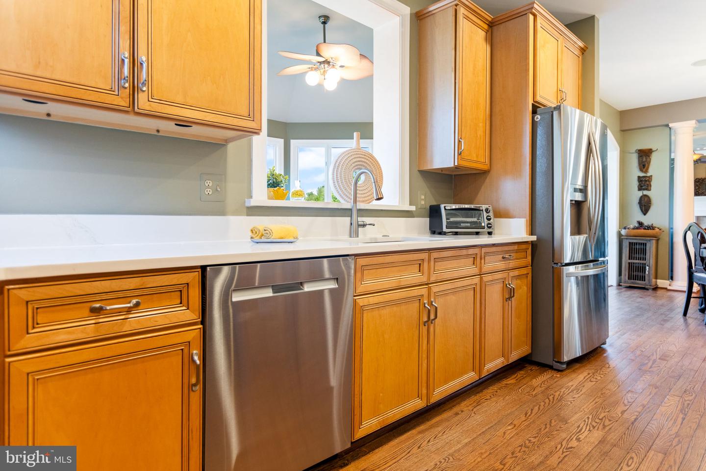20550 WILDBROOK CT, ASHBURN, Virginia 20147, 6 Bedrooms Bedrooms, ,5 BathroomsBathrooms,Residential,For sale,20550 WILDBROOK CT,VALO2096126 MLS # VALO2096126