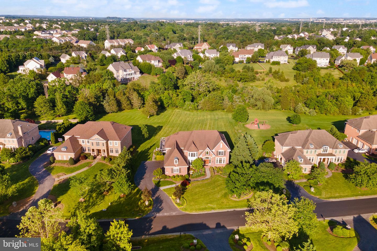20550 WILDBROOK CT, ASHBURN, Virginia 20147, 6 Bedrooms Bedrooms, ,5 BathroomsBathrooms,Residential,For sale,20550 WILDBROOK CT,VALO2096126 MLS # VALO2096126