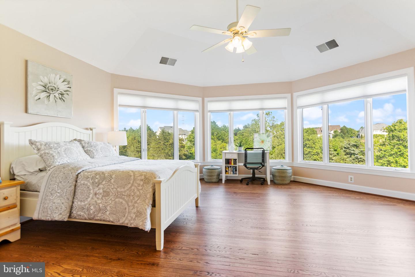 20550 WILDBROOK CT, ASHBURN, Virginia 20147, 6 Bedrooms Bedrooms, ,5 BathroomsBathrooms,Residential,For sale,20550 WILDBROOK CT,VALO2096126 MLS # VALO2096126