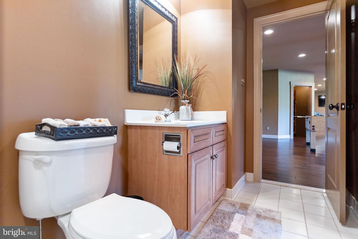 20550 WILDBROOK CT, ASHBURN, Virginia 20147, 6 Bedrooms Bedrooms, ,5 BathroomsBathrooms,Residential,For sale,20550 WILDBROOK CT,VALO2096126 MLS # VALO2096126