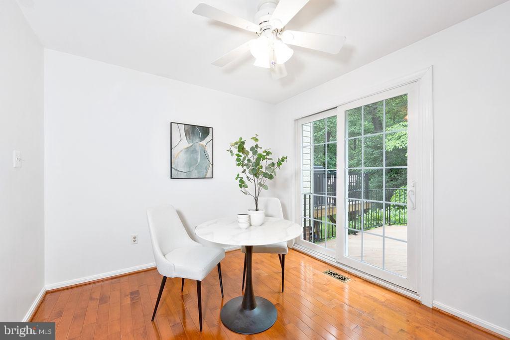2231 DOUBLE EAGLE CT, RESTON, Virginia 20191, 3 Bedrooms Bedrooms, ,2 BathroomsBathrooms,Residential,For sale,2231 DOUBLE EAGLE CT,VAFX2240132 MLS # VAFX2240132