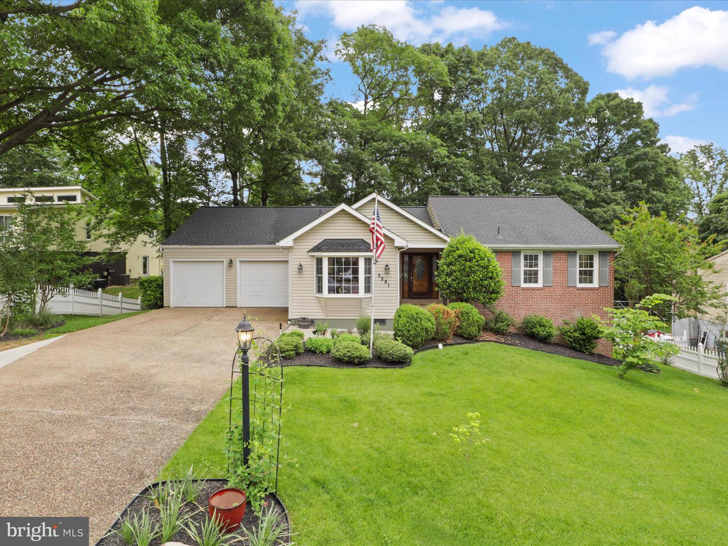 5281 NAVAHO DR, ALEXANDRIA, Virginia 22312, 4 Bedrooms Bedrooms, ,3 BathroomsBathrooms,Residential,For sale,5281 NAVAHO DR,VAFX2240410 MLS # VAFX2240410