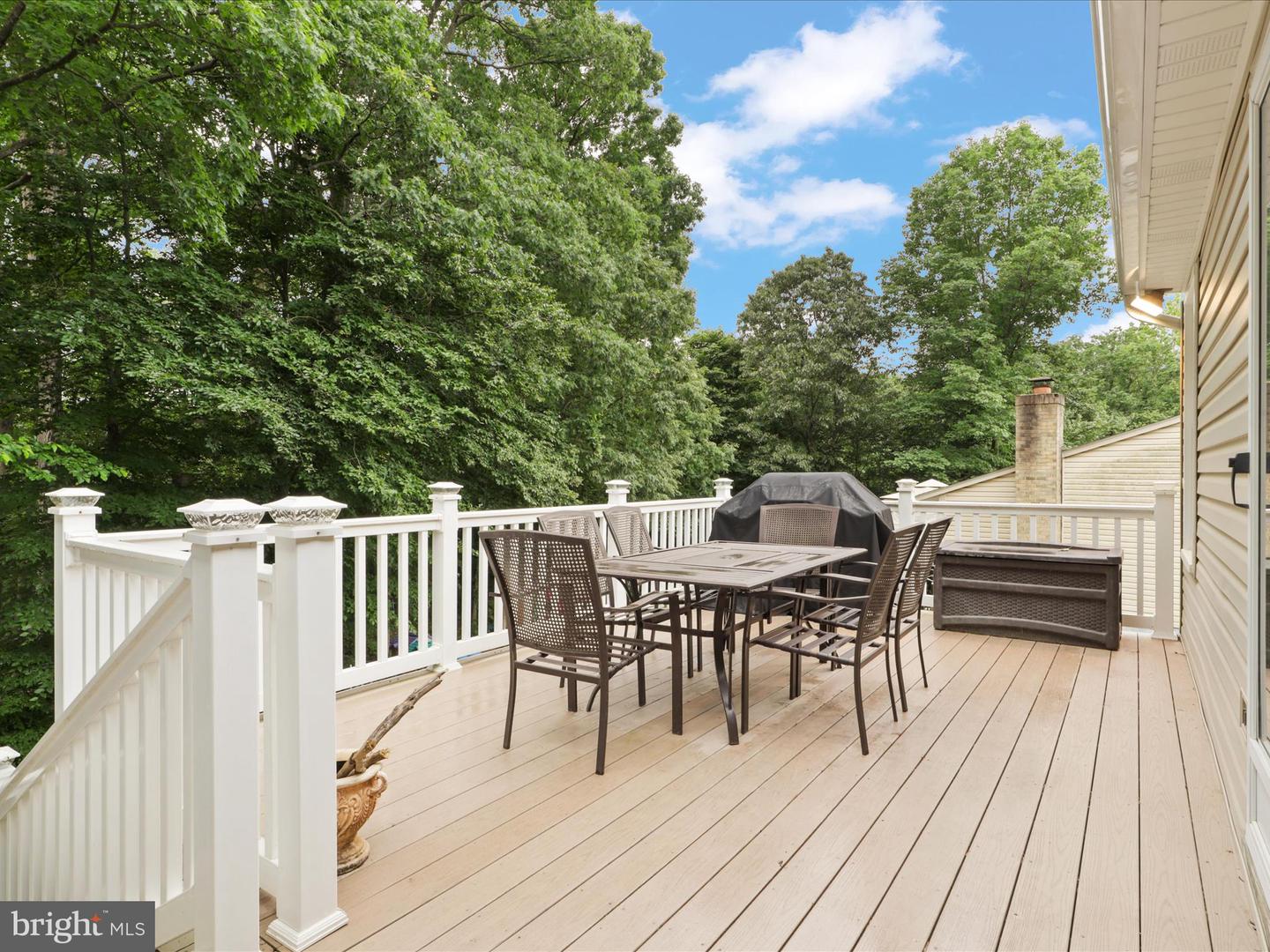 5281 NAVAHO DR, ALEXANDRIA, Virginia 22312, 4 Bedrooms Bedrooms, ,3 BathroomsBathrooms,Residential,For sale,5281 NAVAHO DR,VAFX2240410 MLS # VAFX2240410