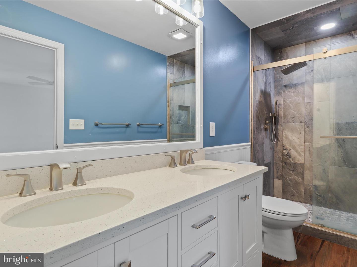 5281 NAVAHO DR, ALEXANDRIA, Virginia 22312, 4 Bedrooms Bedrooms, ,3 BathroomsBathrooms,Residential,For sale,5281 NAVAHO DR,VAFX2240410 MLS # VAFX2240410