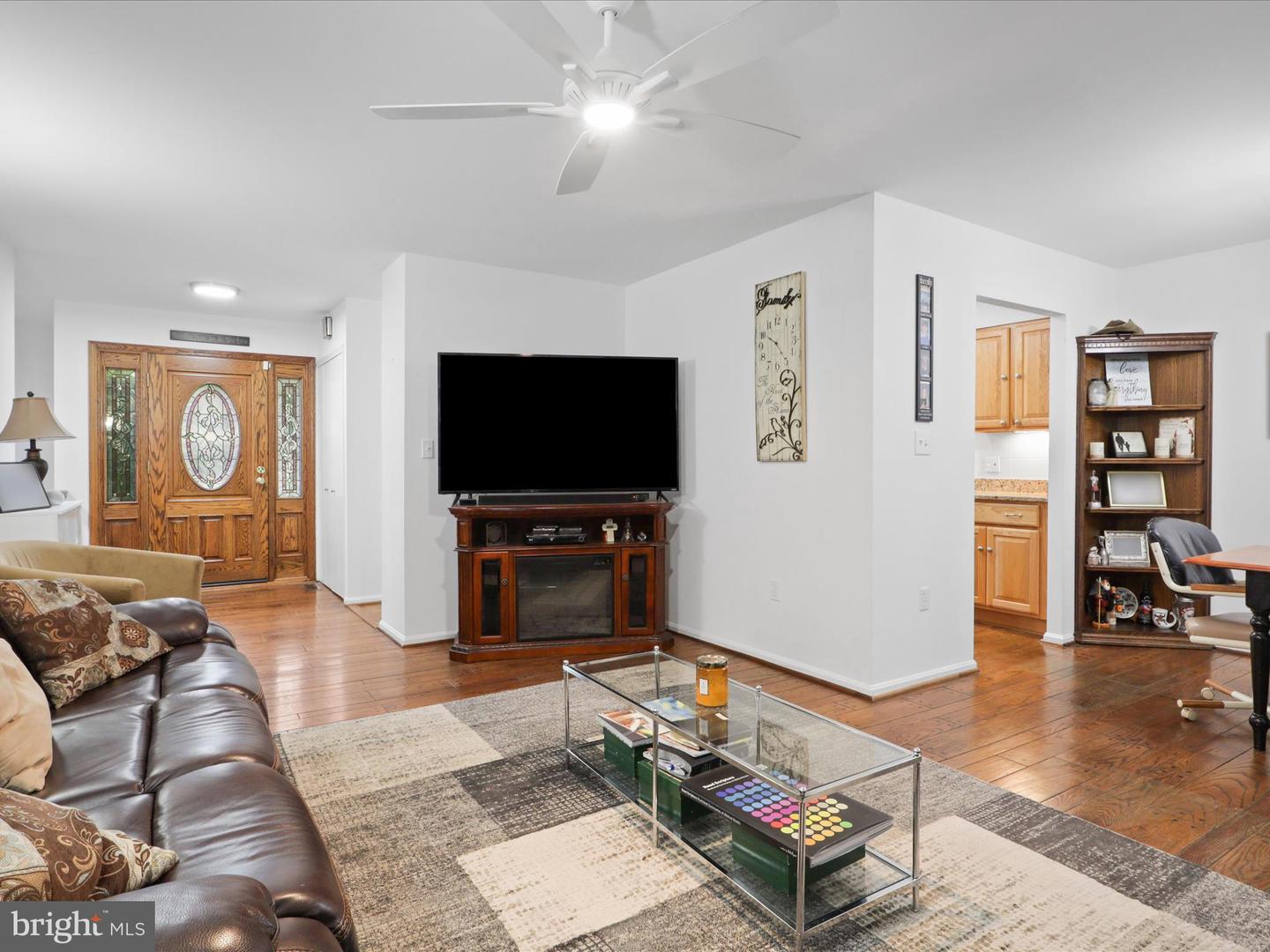 5281 NAVAHO DR, ALEXANDRIA, Virginia 22312, 4 Bedrooms Bedrooms, ,3 BathroomsBathrooms,Residential,For sale,5281 NAVAHO DR,VAFX2240410 MLS # VAFX2240410