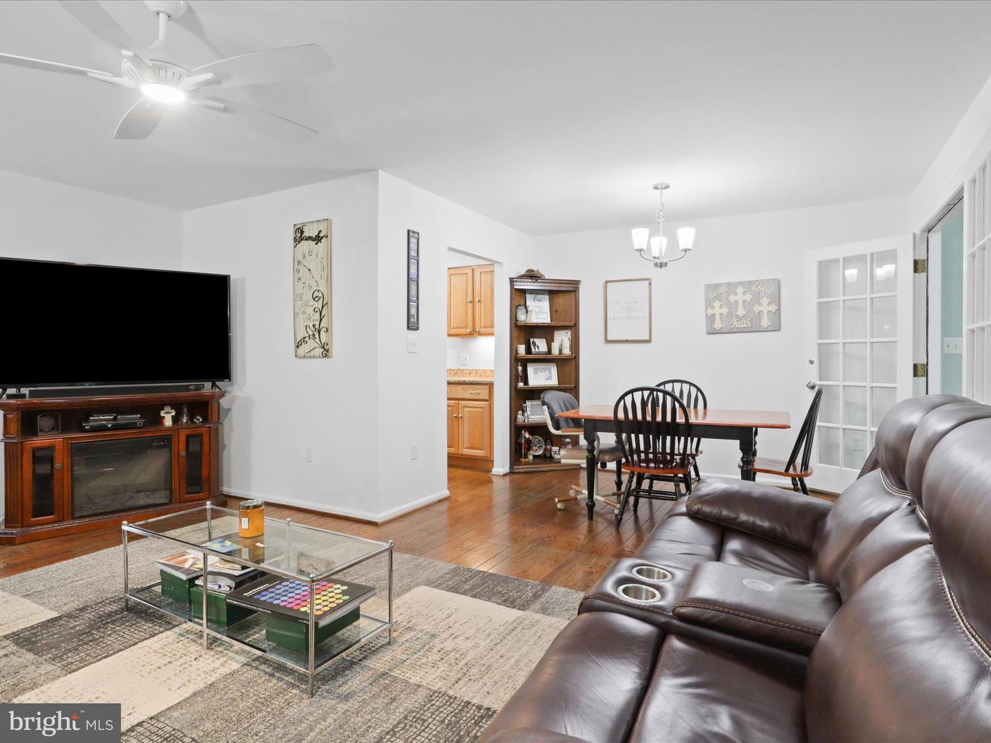 5281 NAVAHO DR, ALEXANDRIA, Virginia 22312, 4 Bedrooms Bedrooms, ,3 BathroomsBathrooms,Residential,For sale,5281 NAVAHO DR,VAFX2240410 MLS # VAFX2240410