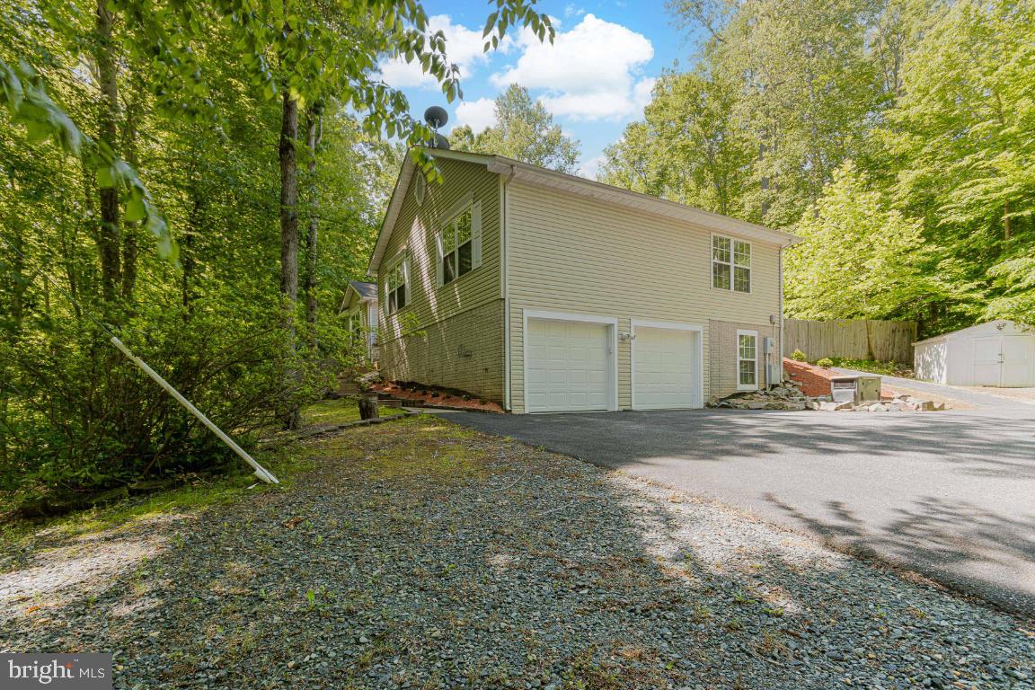 31 ANTLER TRL, FREDERICKSBURG, Virginia 22406, 4 Bedrooms Bedrooms, ,2 BathroomsBathrooms,Residential,For sale,31 ANTLER TRL,VAST2038776 MLS # VAST2038776