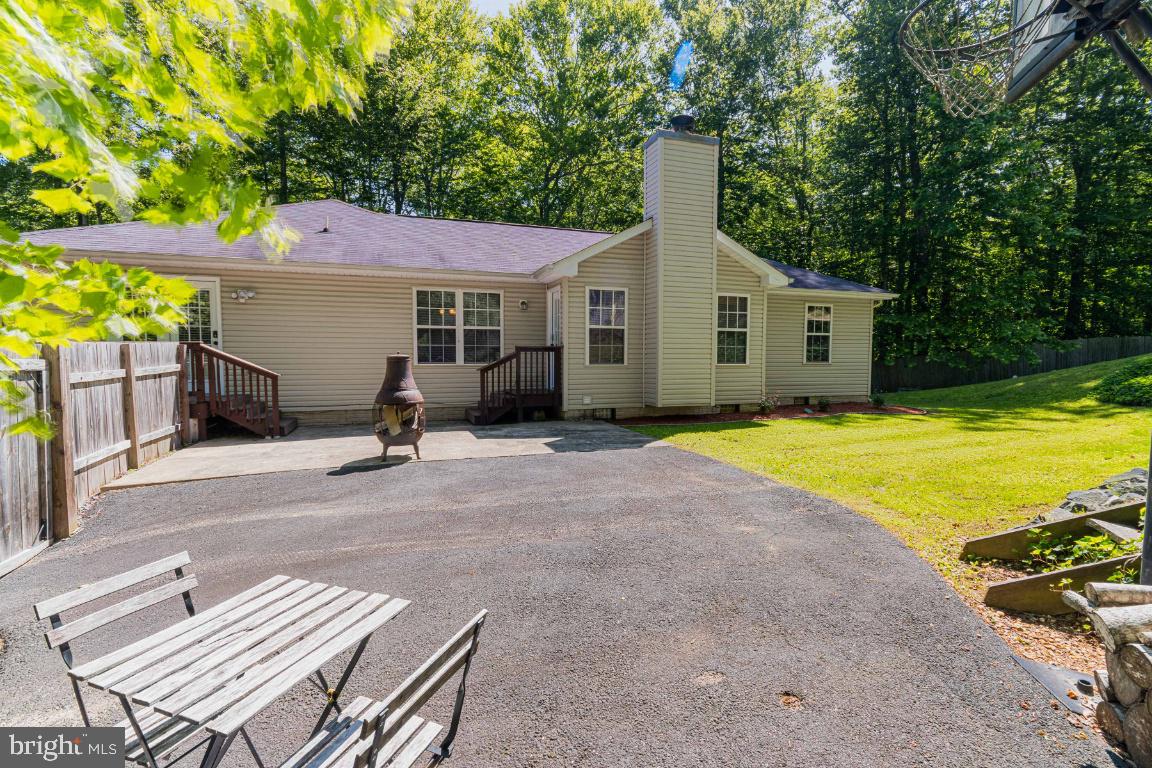 31 ANTLER TRL, FREDERICKSBURG, Virginia 22406, 4 Bedrooms Bedrooms, ,2 BathroomsBathrooms,Residential,For sale,31 ANTLER TRL,VAST2038776 MLS # VAST2038776