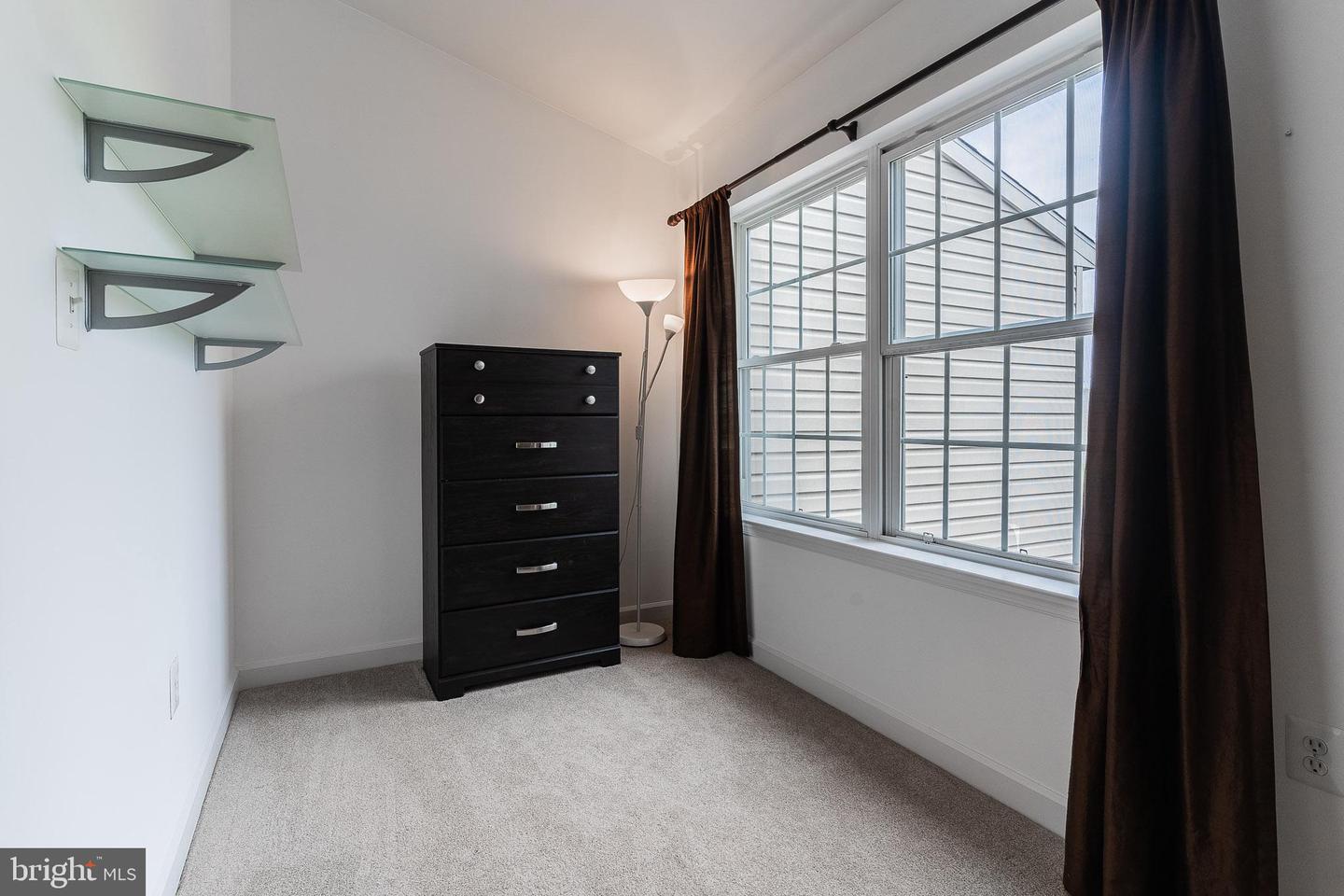 5315 CUPIDS DART DR, CENTREVILLE, Virginia 20120, 3 Bedrooms Bedrooms, ,3 BathroomsBathrooms,Residential,For sale,5315 CUPIDS DART DR,VAFX2240514 MLS # VAFX2240514