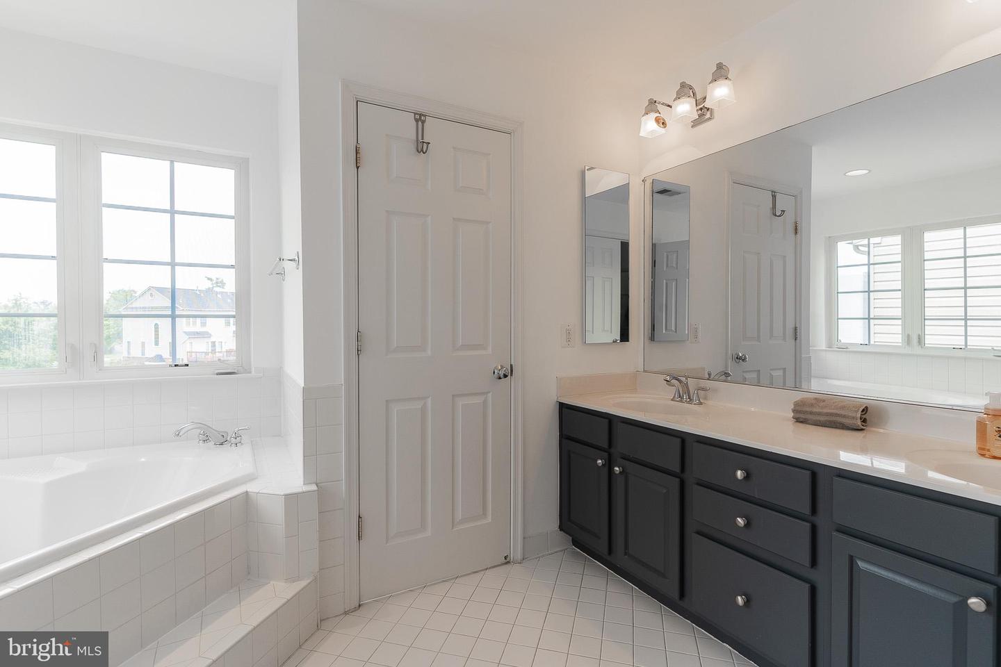 5315 CUPIDS DART DR, CENTREVILLE, Virginia 20120, 3 Bedrooms Bedrooms, ,3 BathroomsBathrooms,Residential,For sale,5315 CUPIDS DART DR,VAFX2240514 MLS # VAFX2240514