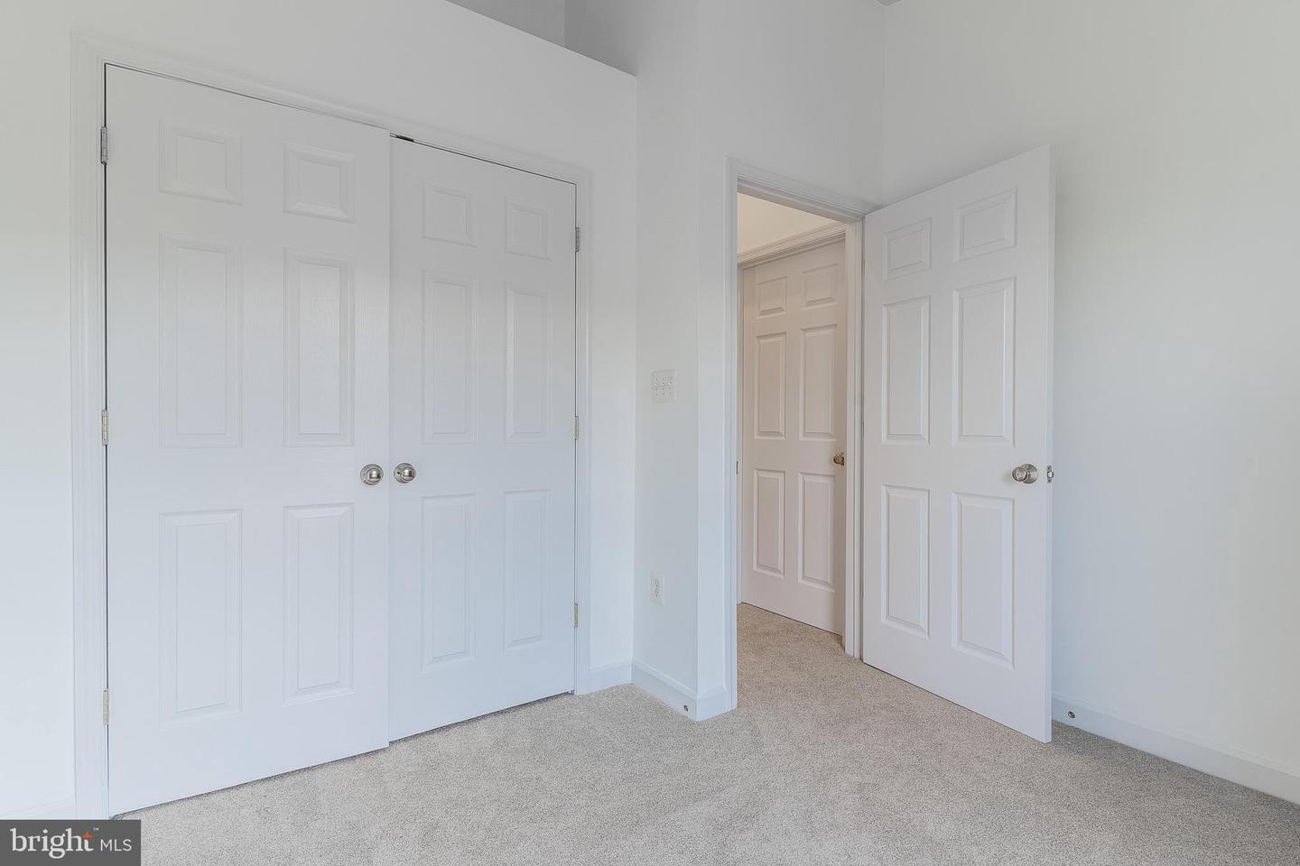 5315 CUPIDS DART DR, CENTREVILLE, Virginia 20120, 3 Bedrooms Bedrooms, ,3 BathroomsBathrooms,Residential,For sale,5315 CUPIDS DART DR,VAFX2240514 MLS # VAFX2240514