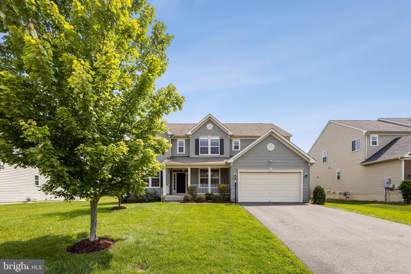 14874 ABILENE WAY, WOODBRIDGE, Virginia 22193, 6 Bedrooms Bedrooms, ,5 BathroomsBathrooms,Residential,For sale,14874 ABILENE WAY,VAPW2094618 MLS # VAPW2094618