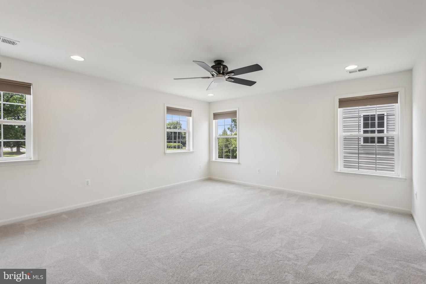 14874 ABILENE WAY, WOODBRIDGE, Virginia 22193, 6 Bedrooms Bedrooms, ,5 BathroomsBathrooms,Residential,For sale,14874 ABILENE WAY,VAPW2094618 MLS # VAPW2094618